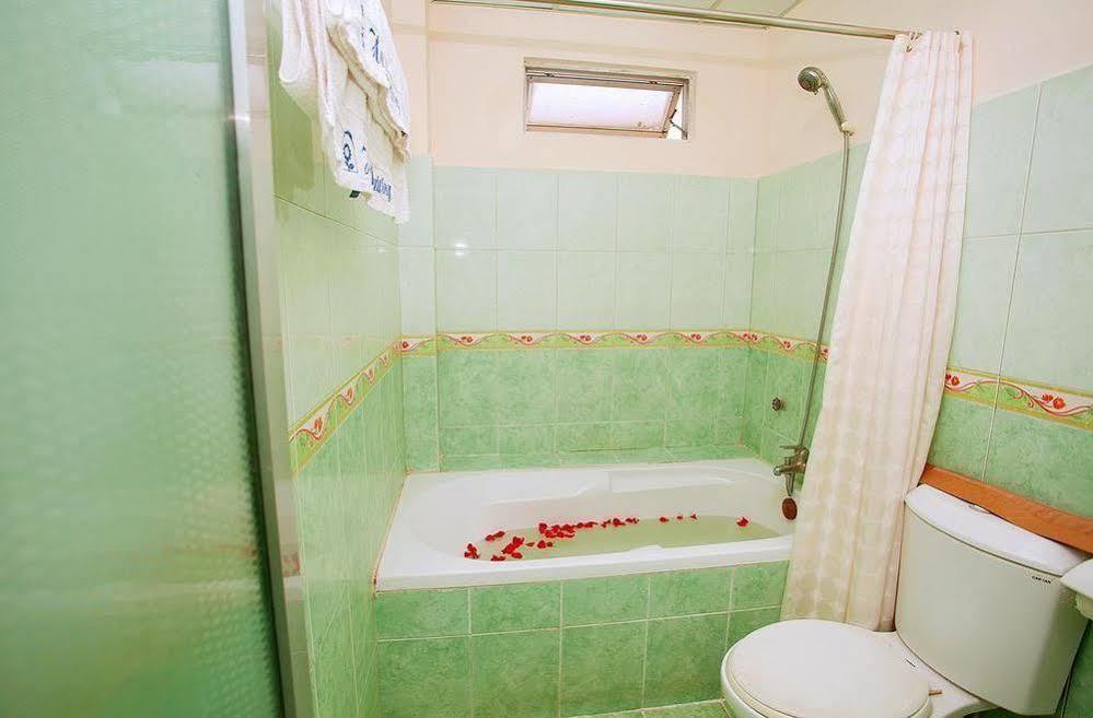 Sun Flower Hotel Nha Trang Exterior photo