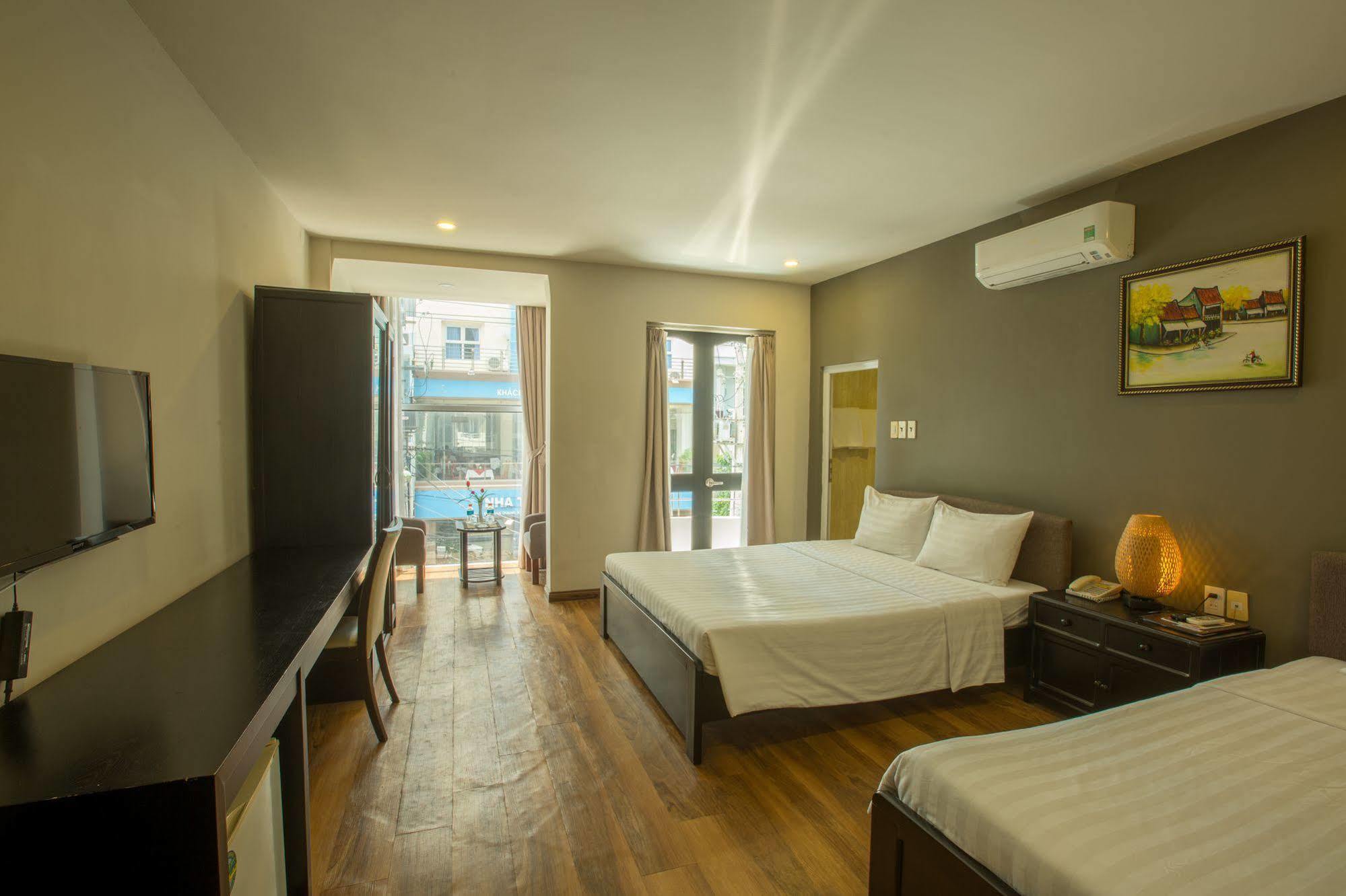 Sun Flower Hotel Nha Trang Exterior photo