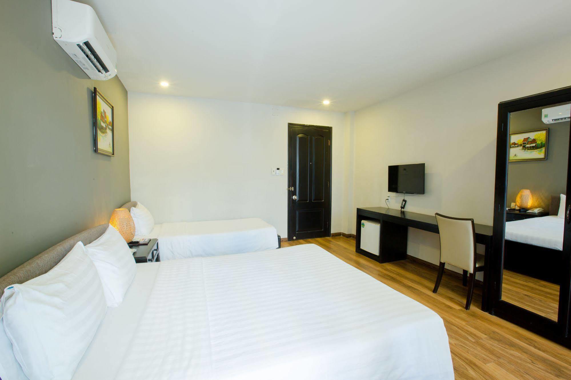Sun Flower Hotel Nha Trang Exterior photo
